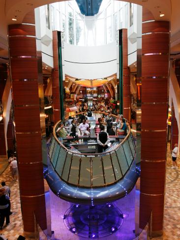 <p>An elevator bar floats up and down between three levels / AP</p> <br/>