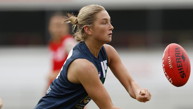 Ash Centra of the AFL National Academy Girls handballs. Picture: Darrian Traynor.