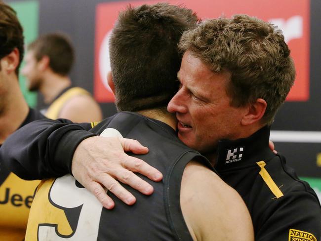 Richmond coach Damien Hardwick has skipper Trent Cotchin’s back. Picture: Michael Klein