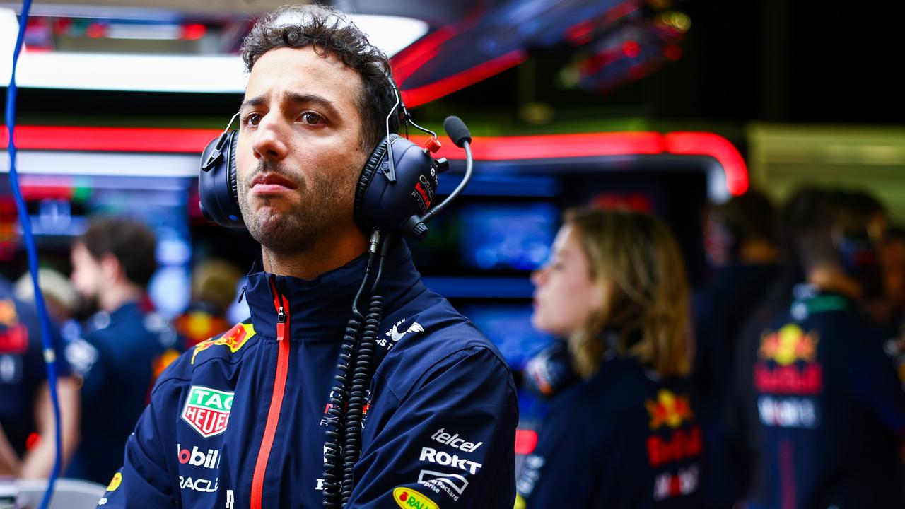 MELBOURNE, AUSTRALIA - APRIL 01: Daniel Ricciardo of Australia and Oracle Red Bull Racing looks on in the garage during qualifying ahead of the F1 Grand Prix of Australia at Albert Park Grand Prix Circuit on April 01, 2023 in Melbourne, Australia. (Photo by Mark Thompson/Getty Images)