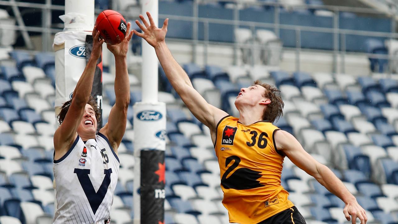 Vic Country forward Aaron Cadman marks against WA. Picture: Dylan Burns/AFL Photos