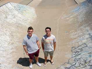 Warwick teenagers Jack Kearns and Jakob Miklejohn speak about the benefits they got from the Young Leaders program, mental health, social media and what young people need. Two teenage boys pictured at Warwick skate park holding mobile phones, youth engagement. Picture: Marian Faa