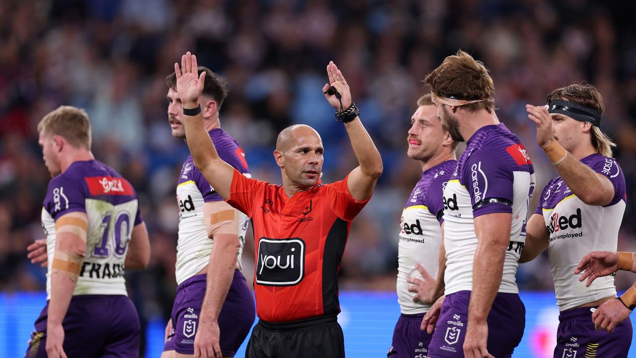 Referee Ashley Klein had a projectile thrown towards him. (Photo by Cameron Spencer/Getty Images)