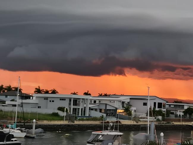 70mm in an hour: Huge falls recorded after series of storms smashes South East