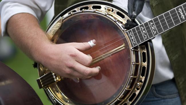 The banjo enjoyed a revival in America in the mid-20th century, becoming a bluegrass staple.