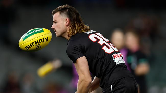 Jack Sinclair posted a huge scores against the Giants. Picture: Michael Willson/AFL Photos via Getty Images