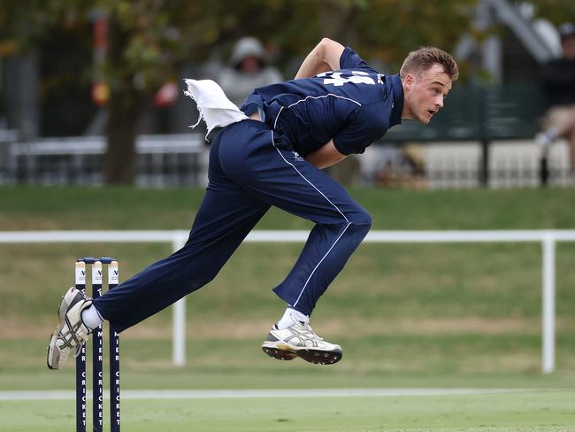 Xavier Crone of Carlton bowling. Picture : George Sal