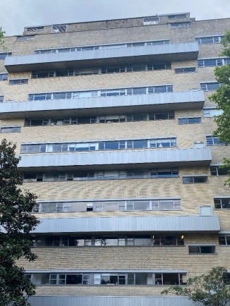 The Ithaca Gardens building in Elizabeth Bay.