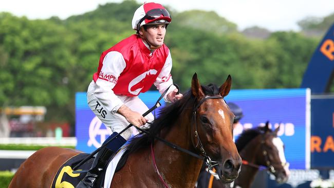 Tyler Schiller comes back to scale aboard Lion's Roar after winning last year’s Summer Cup at Royal Randwick. Picture: Jeremy Ng / Getty Images