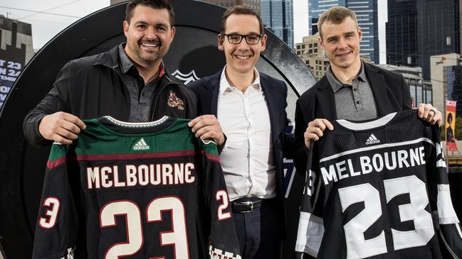 Former NHL players Darcy Hordichuk and Dustin Brown with Minister Tourism, Sport and Major Events Steve Dimopoulos. Photo by Darrian Traynor/Getty Images