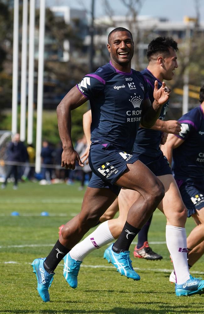 Suli Vunivalu will have plenty of support on Sunday. (AAP Image/Stefan Postles)