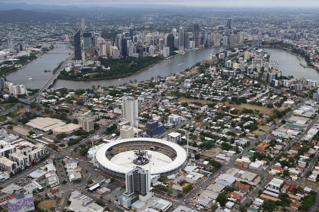 Crowds arriving for the Adele concert at the Gabba on Saturday, March 4, 2017. Picture: Darren England.