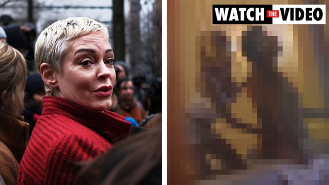 Rose McGowan banned from Twitter over Bill Clinton photo news.au — Australias leading news site