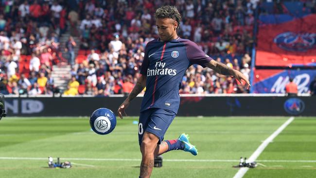 Neymar debut: PSG star plays against Guingamp after Barcelona transfer, Football, Sport