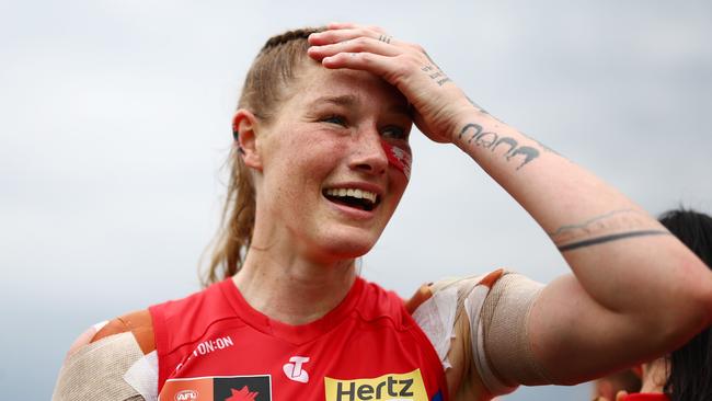 BRISBANE, AUSTRALIA - NOVEMBER 27:  Tayla Harris of the Demons celebrates winning the AFLW Grand Final match between the Brisbane Lions and the Melbourne Demons at Brighton Homes Arena on November 27, 2022 in Brisbane, Australia. (Photo by Chris Hyde/Getty Images)