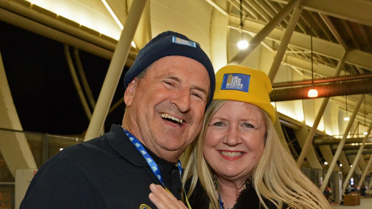 Colin Wheeler and Vinnies CEO Sleepout founding ambassador Karen Phillips. Picture: Regina King.