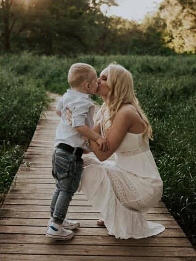 Sarah Rose with her son Jayden when she was fighting melanoma.