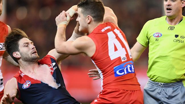 Swan Tom Papley remonstrates with Bugg after the incident. Picture: Getty Images