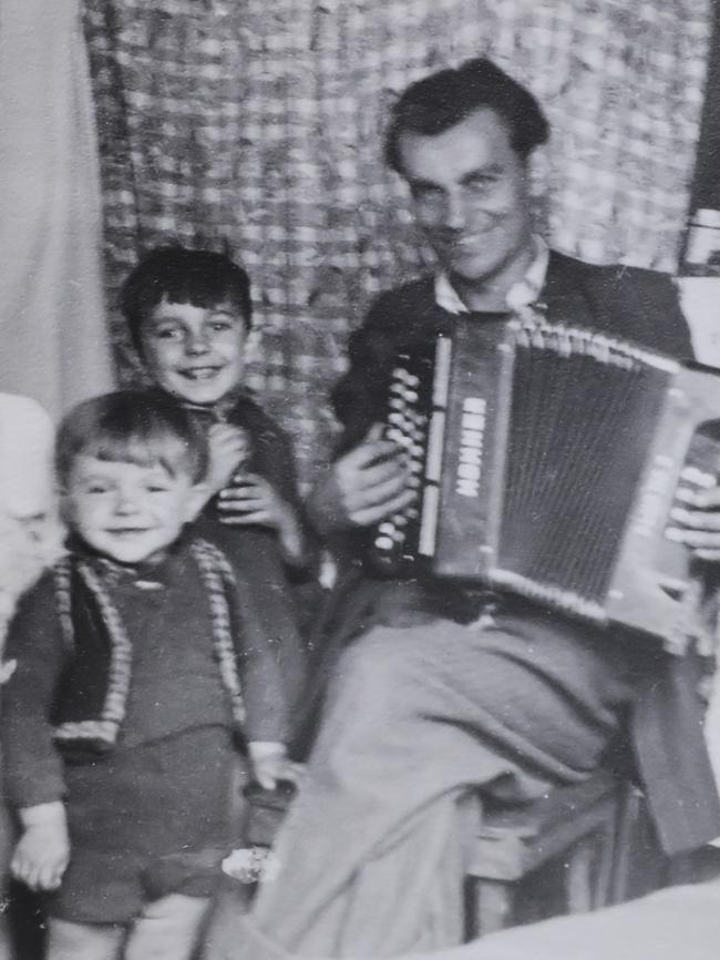 Henry Palaszczuk and his younger brother Jack with their dad Hipolit (Leo).