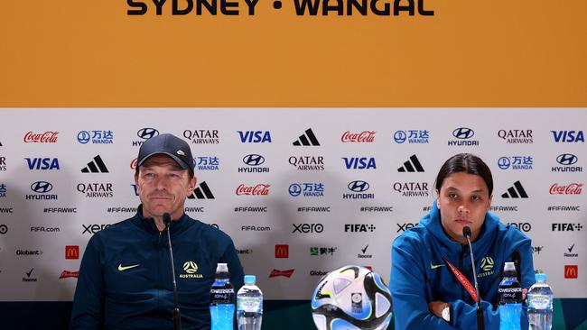 Tony Gustavsson and Sam Kerr during Wednesday’s press conference. Photo by FRANCK FIFE / AFP.