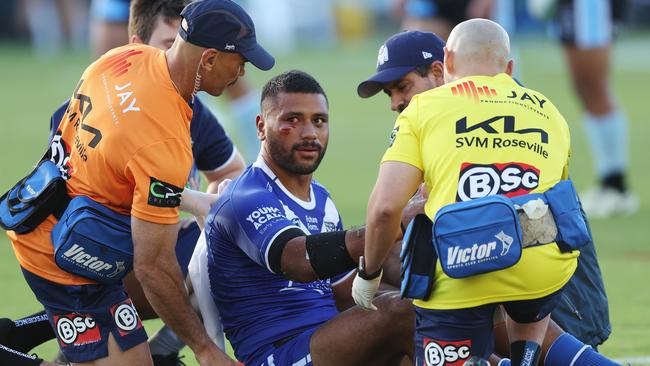 Poasa Faamausili was knocked out from a kick-off in round two. (Photo by Mark Metcalfe/Getty Images)