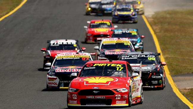 The field powers its away around the circuit during the Sydney SuperNight.