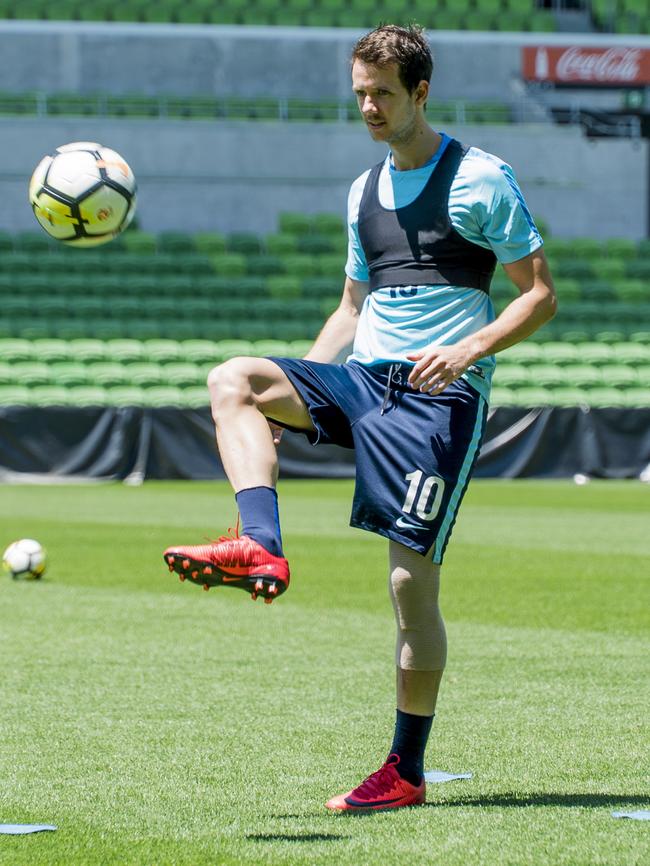 Robbie Kruse trained at AAMI Park on Sunday with Mathew Leckie and Mark Milligan.