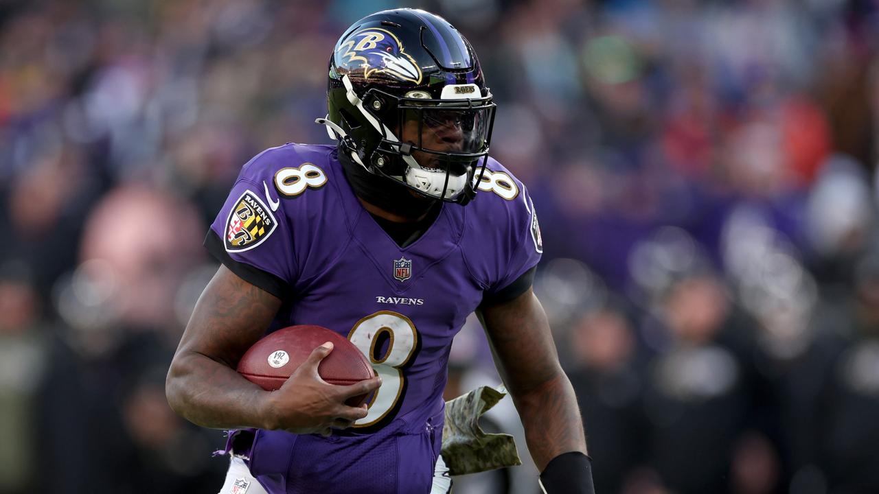 He Does More Than Aaron Rodgers”: Ravens TE and Bills LB Feels Lamar  Jackson Deserves More Money Than $150 Million Packers Legend -  EssentiallySports