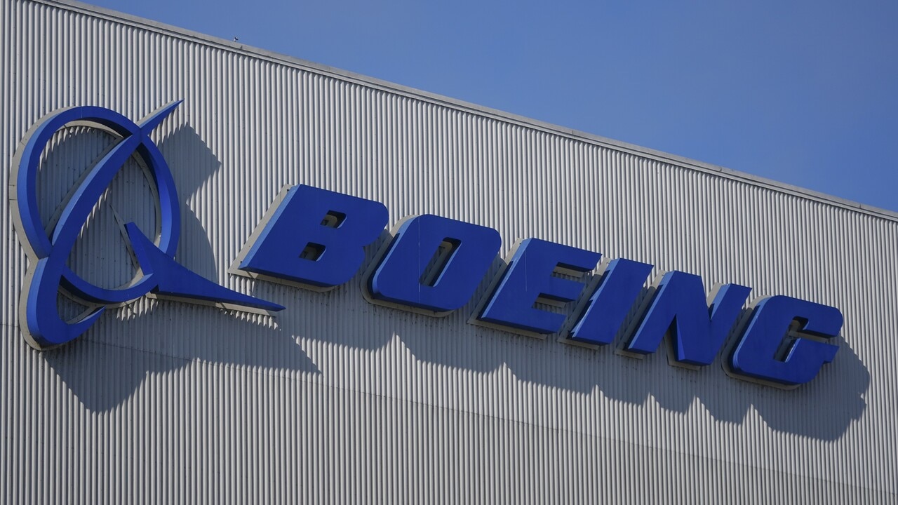 Boeing to lay off thousands of workers