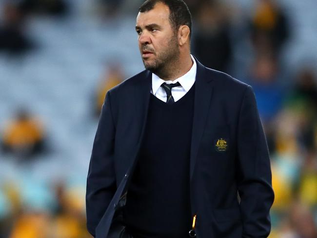 SYDNEY, AUSTRALIA - AUGUST 18:  Wallabies coach Michael Cheika watches his players warm up during The Rugby Championship Bledisloe Cup match between the Australian Wallabies and the New Zealand All Blacks at ANZ Stadium on August 18, 2018 in Sydney, Australia.  (Photo by Cameron Spencer/Getty Images)