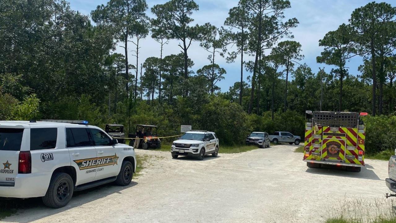 Teen swimmers find two cave divers dead in Florida lake | news.com.au ...