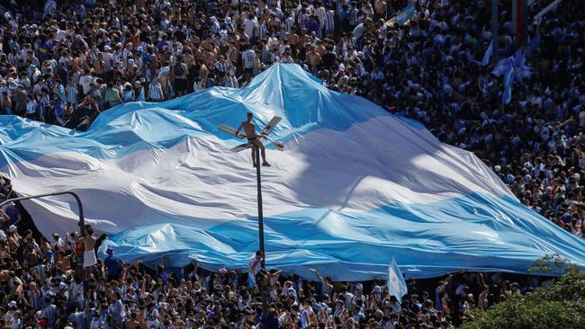 An aerial view of Argentina fans gathered at the Obelisk to celebrate winning the Qatar 2022 World Cup.