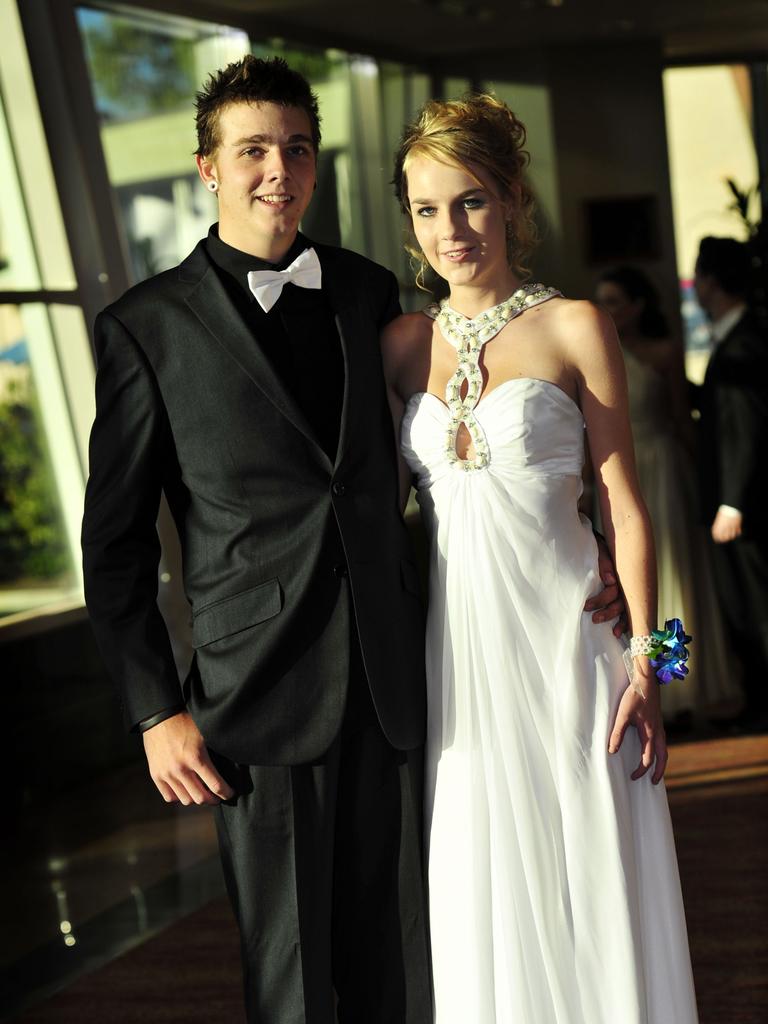 Shane Orausky and Chloe Vollebregt at the 2010 St Philip’s College formal at the Alice Springs Convention Centre. Picture: NT NEWS