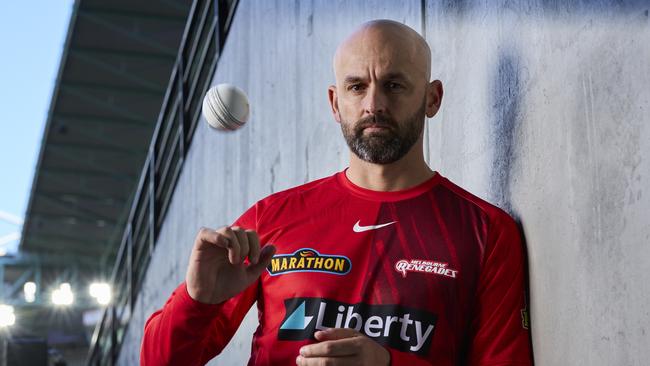 Nathan Lyon has traded the magenta of the Sixers for the red of the Renegades. (Photo by Graham Denholm/Getty Images for Melbourne Renegades)