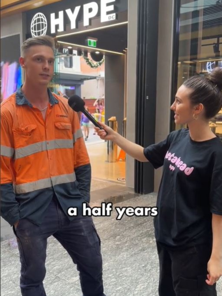 This man said he was working at McDonald’s when he quit his job to become a scaffolder three years ago. He now claims to be taking home $3,000 a week.