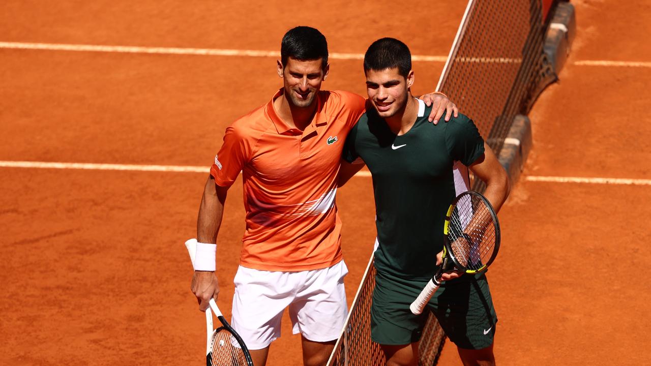 Novak Djokovic (L) will benefit greatly from Alcaraz’s withdrawal. (Photo by Clive Brunskill/Getty Images)