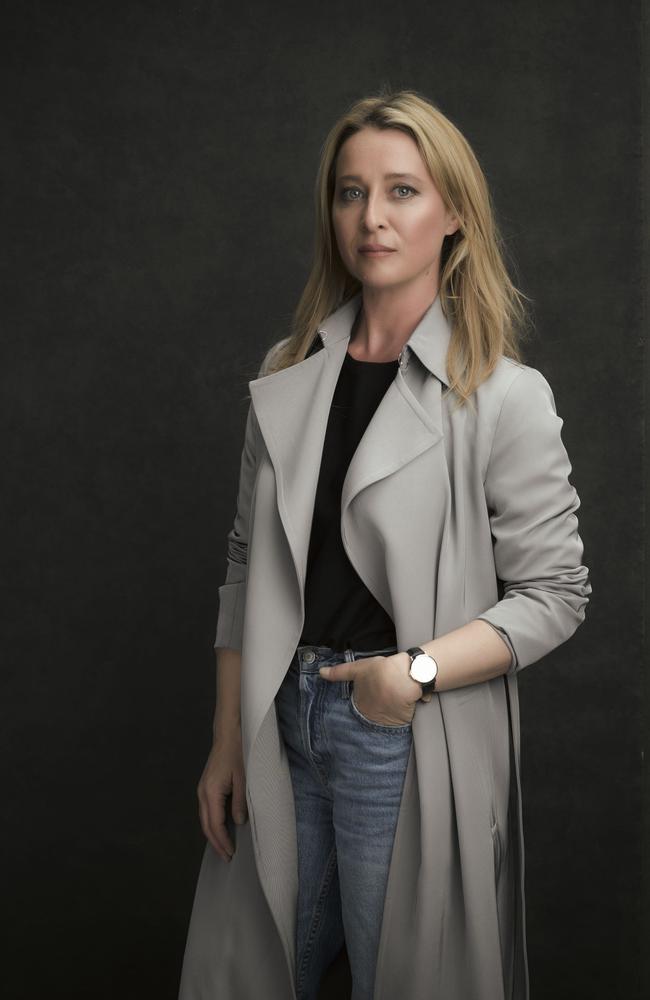 Asher Keddie is best known for her performance as Dr Nina Proudman in the Network Ten drama <i>Offspring</i>.