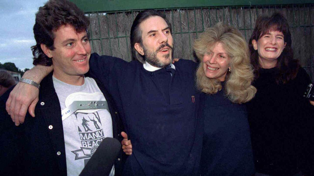 Australian national Christopher Skase talks to press with son-in-law John Larkin, wife Pixie and daughter Amanda at resort villa in Palma de Mallorca 17/12/94.