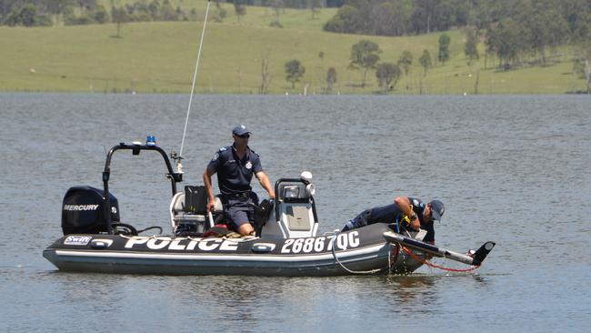 Water Police search Lake Moogerah for Tina Greer’s body. Picture: Guy Creighton