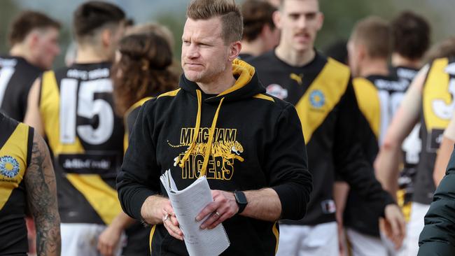 Mitcham coach Neil Winterton. Picture : George Salpigtidis