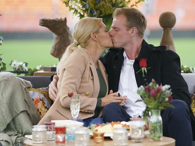 Sophie Monk’s first kiss on the Bachelorette with Jarrod. picture: Channel 10.