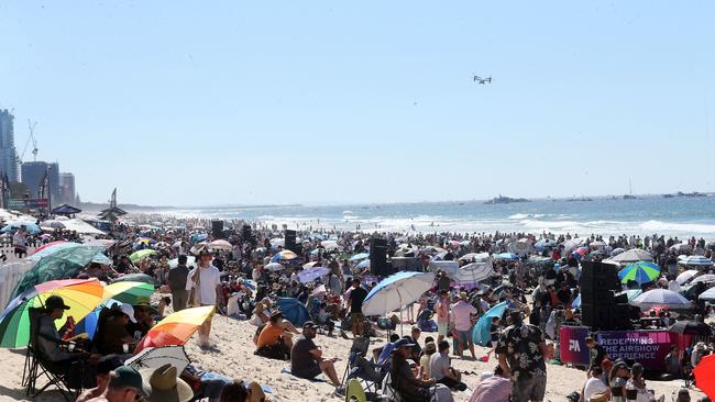 Crowds at Surfers Paradise beach at day three of the Pacific Airshow, 20 August 2023. Picture: Richard Gosling