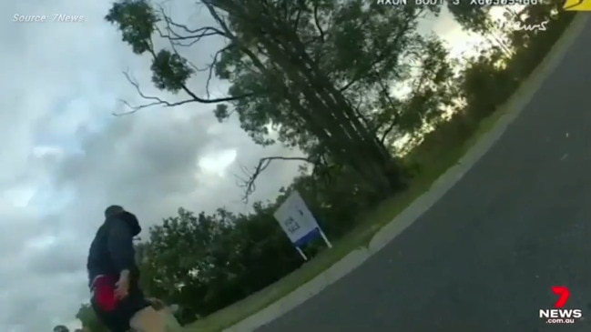 Bodycam shows horror attack on female cop (7NEWS)