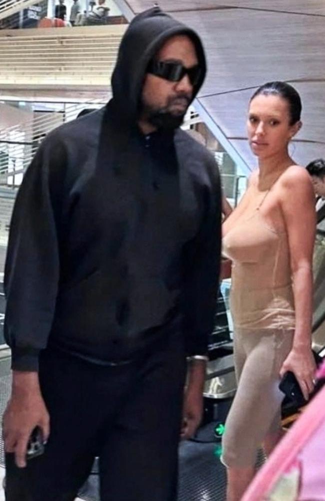 Kanye’s wife goes shopping with no bra