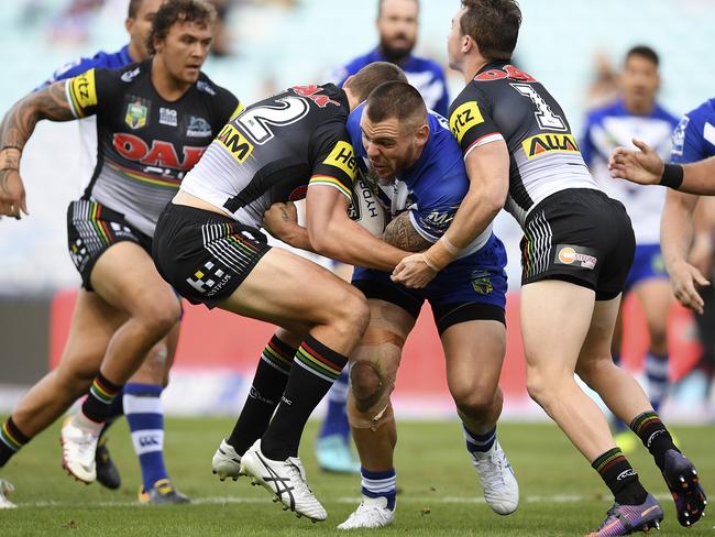 David Klemmer takes on the Panthers defence.