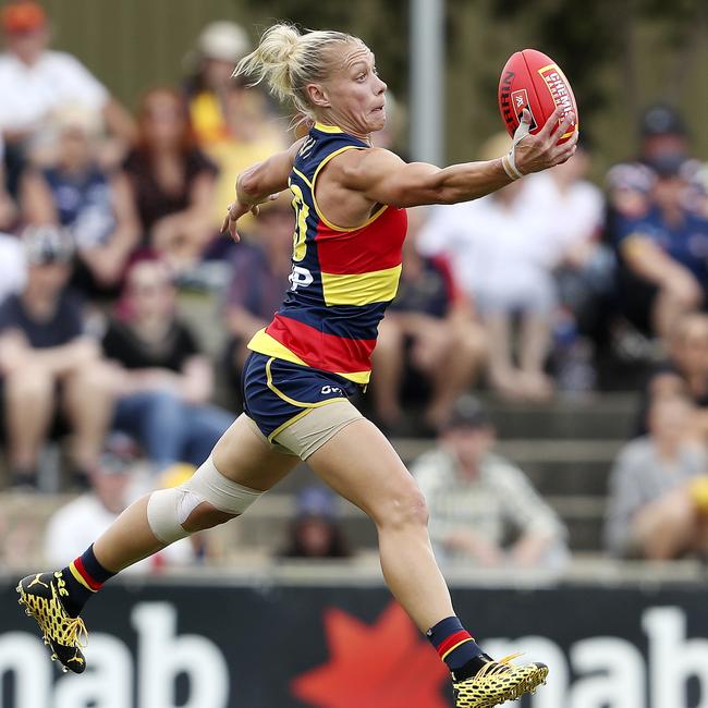 Crows star Erin Phillips, in action against Carlton last week, missed the clash with the Kangaroos due to knee soreness. Her absence was felt as Adelaide went down by 42 points. Picture: Sarah Reed