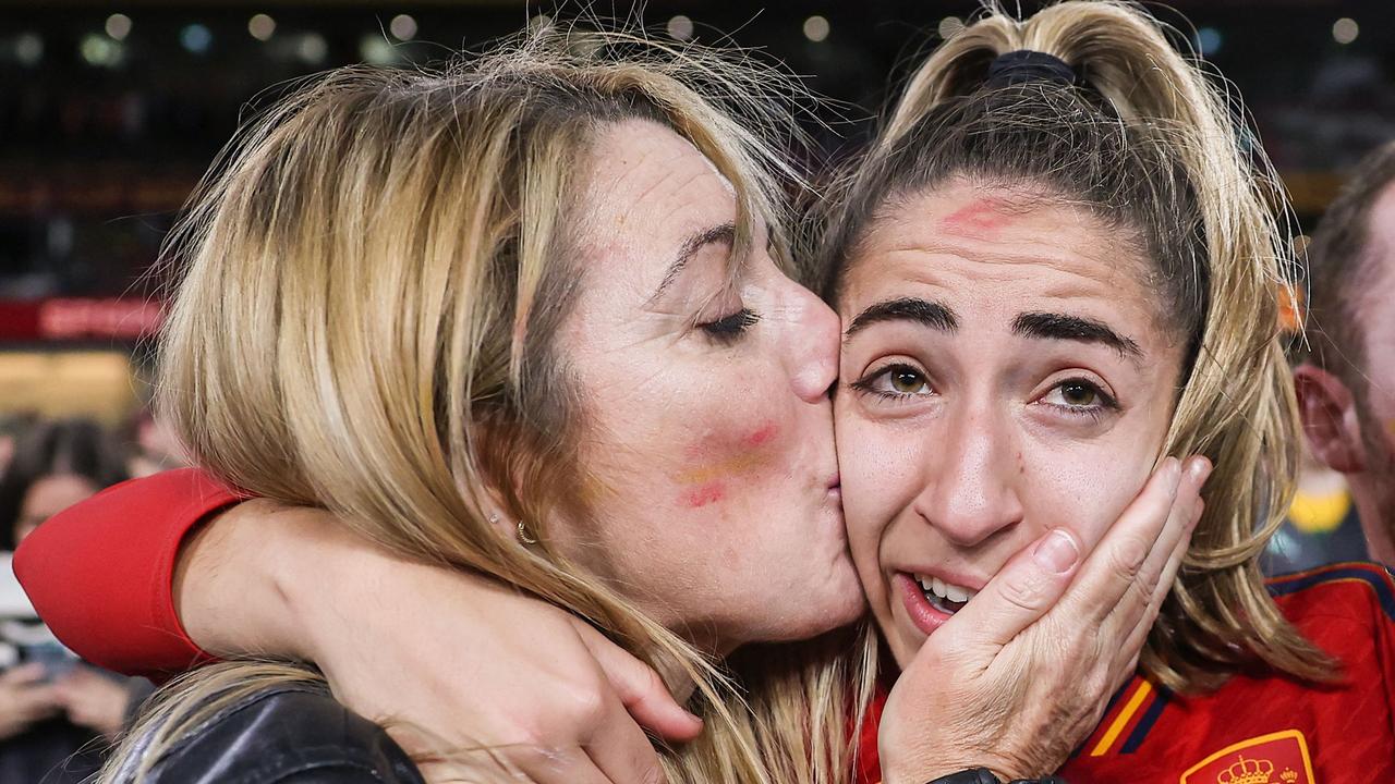 Spain hero Olga Carmona finds out devastating family news after FIFA Women's  World Cup glory