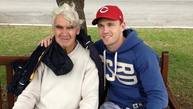 Polly Farmer visited the Cats and skipper Joel Selwood when they played in Perth in 2013. Pic: @geelongcats