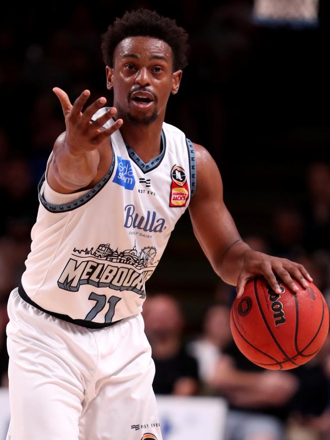 Casper Ware asks for a hand. (AAP Image/Kelly Barnes) 