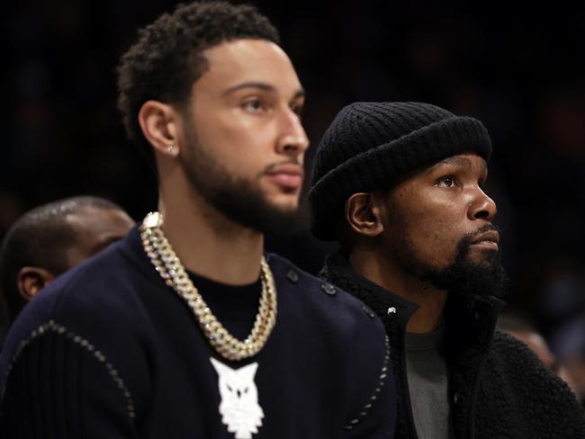 ‘Nobody’s going to hold his hand’: Durant’s defiant Simmons call